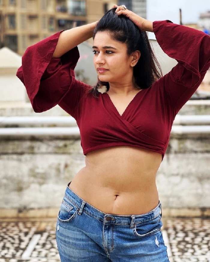 poonam bajwa_teluguvox 3